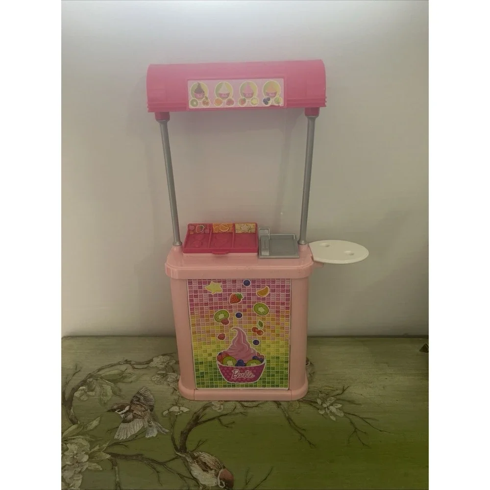 Barbie Frozen Yogurt Shop And Bakery Display Piece - Fun Sweet Treats Play Time